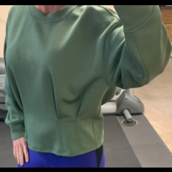 💚LULULEMON GATHERED WAIST CREW PULLOVER-GREEN TWILL-12💚 - Picture 7 of 16